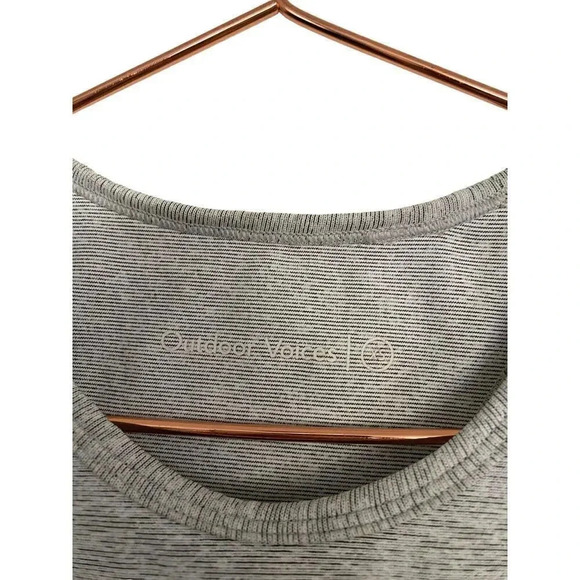 Outdoor Voices Women's Gray Sleeveless Pullover Activewear Crop Top Size XS - Picture 2 of 4